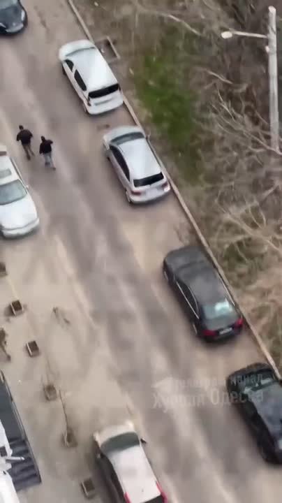 Очередные кадры насильственной мобилизации в Одессе