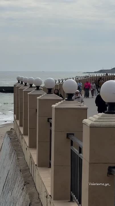 ������ ����, ������. �����������: ���� ��������� +14��, ��������� ����� ��� +11��