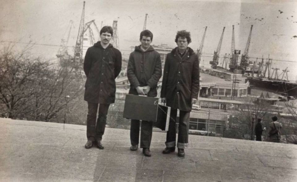 ������ � ������ 80-�. ������ � ������������, ����� ����� �� ����������� �� ������