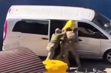 � ������ �������� ����� ��� ���������, ���������� �� �����������