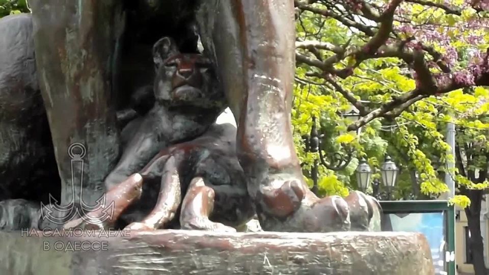 10 ������ 1944 ����, ����� 907 ���� ���������, ��������� ������ 3-�� ����������� ������ ��� ������������� �������� ����� �.�. ������������ (��������!) ���������� ������ �� �������-���������� �����������