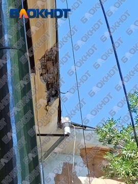 Жильцы «Полукруглого дома» рассказали «Блокнот Одесса» подробности об ужасном состоянии здания