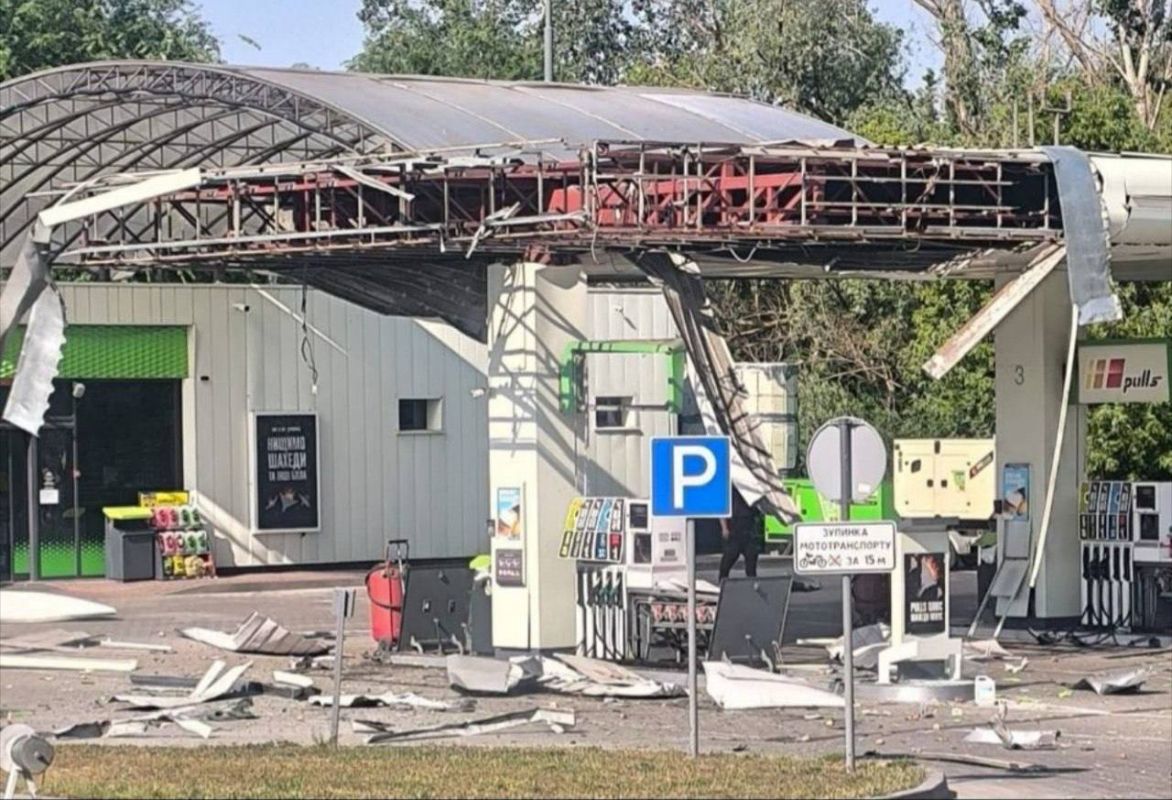 Прилёты в Запорожье были по АЗС и стоянке большегрузов