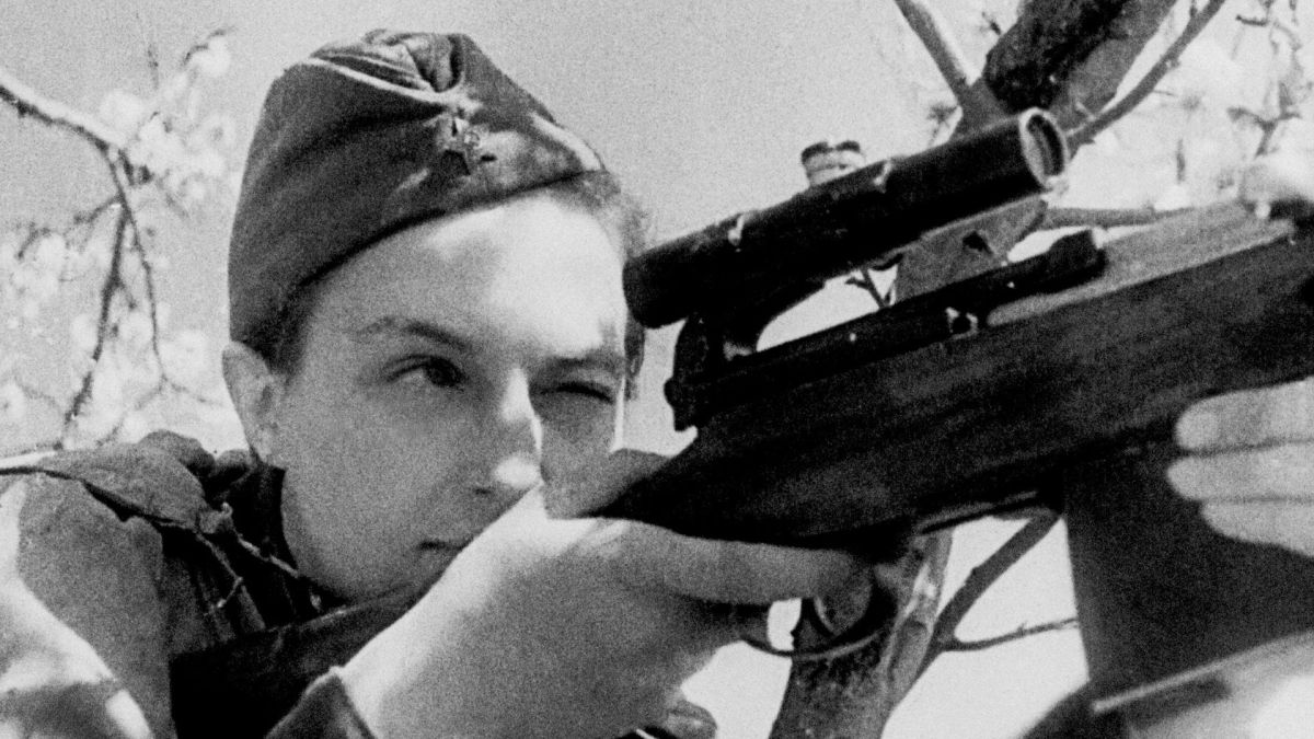 По прозвищу "Рысь": подвиг и жизнь Людмилы Павличенко – к юбилею легендарного снайпера