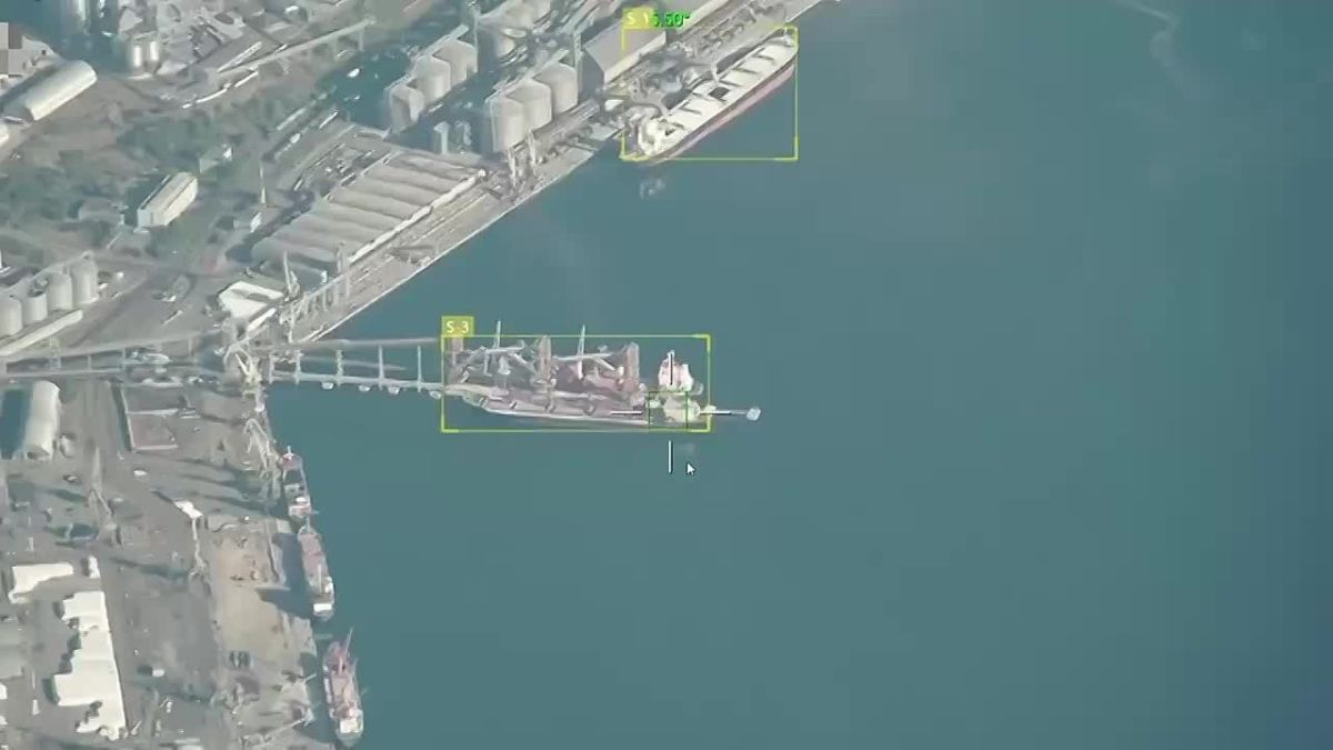 WarGonzo: Русская армия бьёт по портам противника Второй день подряд Минобороны России рапортует об ударах по судам и объектам портовой инфраструктуры в городе Черноморск (бывший Ильичёвск) Одесской области. Вчера были...