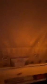 ВС РФ нанесли удар ОТРК "Искандер-М" по стоянке грузового транспорта в Одессе, которая использовалась ВСУ для логистики