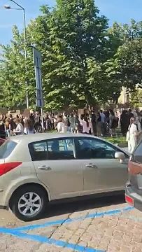 Юрий Котенок: В Киеве продолжается бурление по поводу увольнения министра обороны Федорова