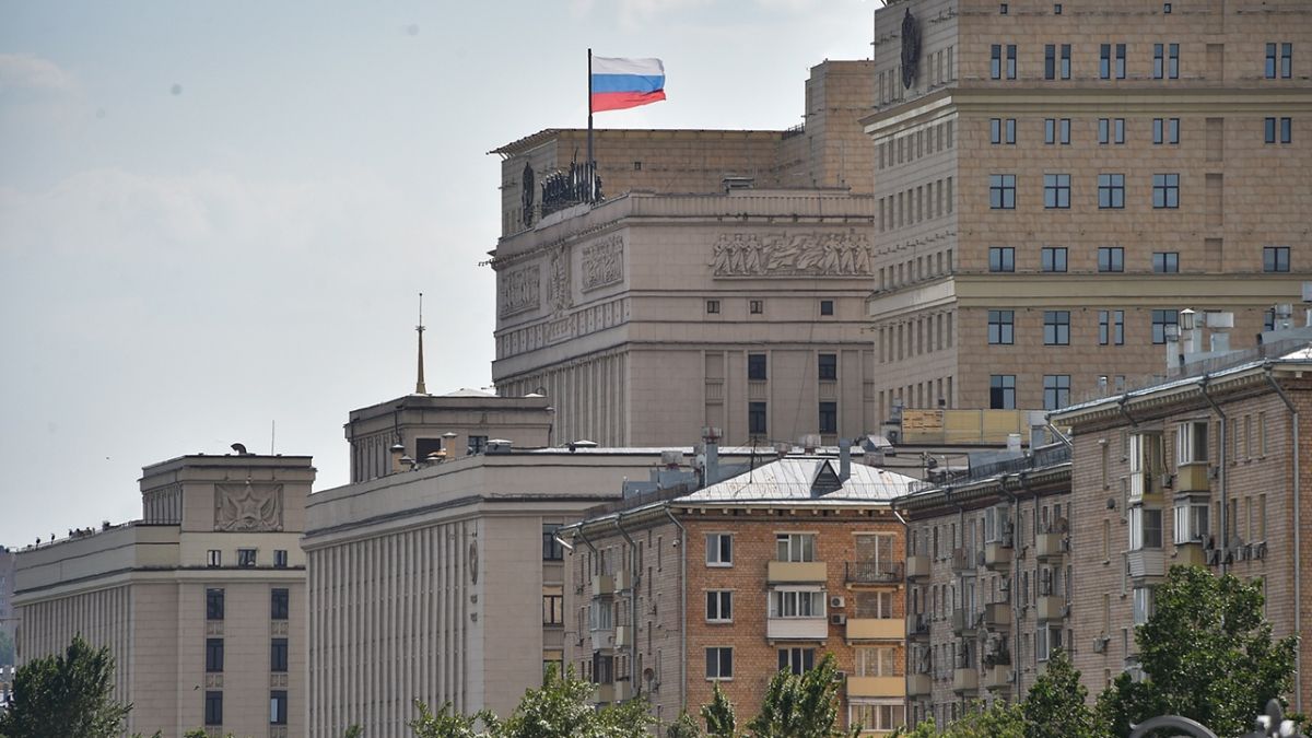 ВС РФ ударили по украинским портам и судам с военным грузом