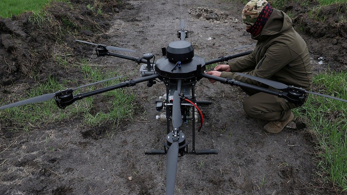 Военный на Украине продал беспилотники и потратил деньги на азартные игры