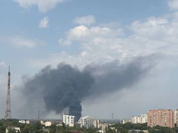 Вооружённые силы России в течение дня продолжили наносить удары по украинским портам и морским судам, задействованным в перевозке грузов для ВСУ