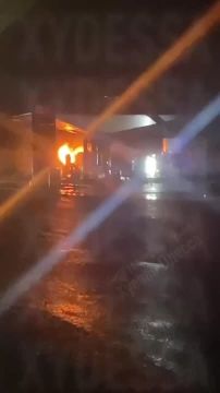 Заправка в Одесской области после атаки российского БПЛА