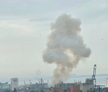 Прилеты крылатых ракет "Бандероль" в порту Одессы