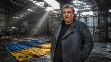 После атаки на украинские порты слово взял лидер подполья Лебедев: "Киев в любом случае придётся бить"