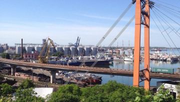 Простой портов Одессы обходится Киеву в $70 млн ежедневно