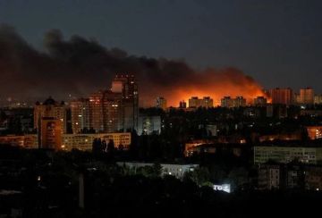 Евгений Лисицын: Ночью ВС РФ нанесли массированный удар высокоточным оружием и БПЛА по объектам военной инфраструктуры Украины, сообщили в Минобороны России