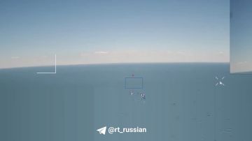Кадры ударов по трём морским судам, которые транспортировали вооружения для ВСУ