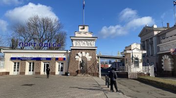 Россия лишила Украину Черного моря: блокировка портов серьезно угрожает Киеву