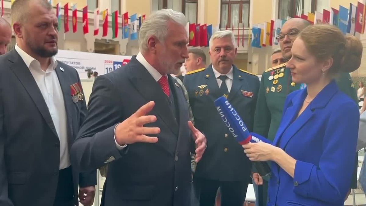 «Партия Яблоко, скорее всего, финансируется Ходорковским*» - заявил лидер партии «Родина», депутат Госдумы Алексей Журавлев