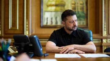 Колокол звонит по Зеленскому: к чему привела "операция принуждения"