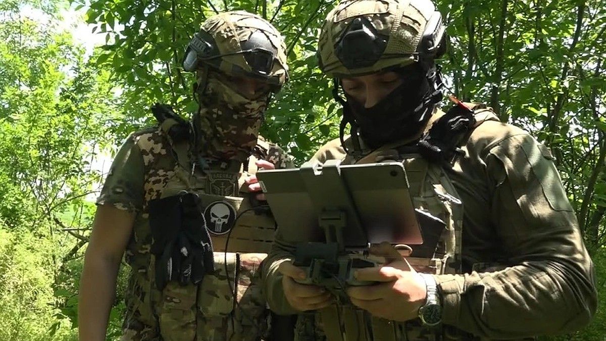 ВС РФ ударили по цеху морских дронов и стоянке военных судов ВСУ