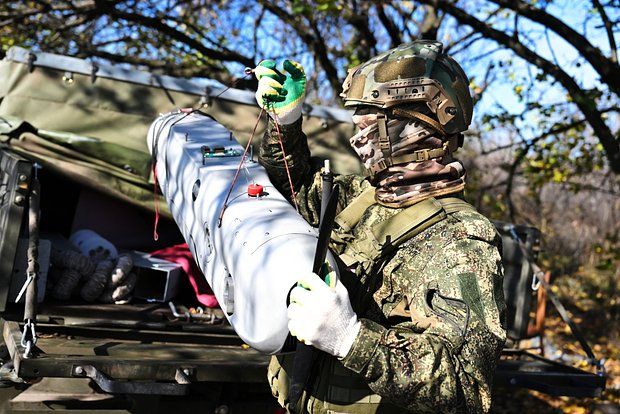 Минобороны: Российские БПЛА ударили по предназначенному для ВСУ сухогрузу в порту «Южный»