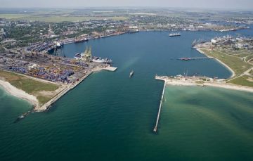 Черноморские порты Украины парализованы уже больше месяца
