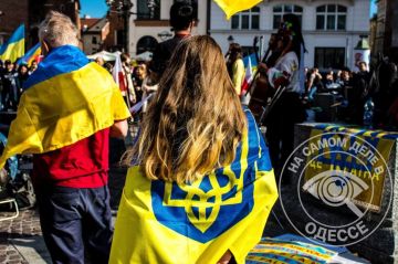 Пока власти концлагеря «Украина» налаживают новую ловушку на «ухилянтов» и придумывают какую в неё положить приманку, сбежавшие в Польшу украинцы пакуют чемоданы