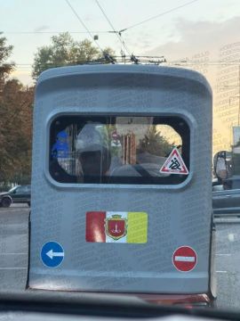 Что за удивительная кибитка ездит по Одессе