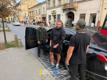 В Одессе НАБУ разоблачило чиновника Офиса Генпрокурора, «крышевавшего» мошеннические колл-центры