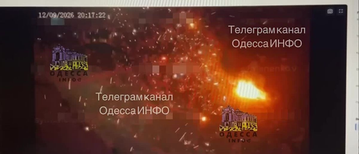 Прилёт по "Новой почте" под Одессой попал на видео