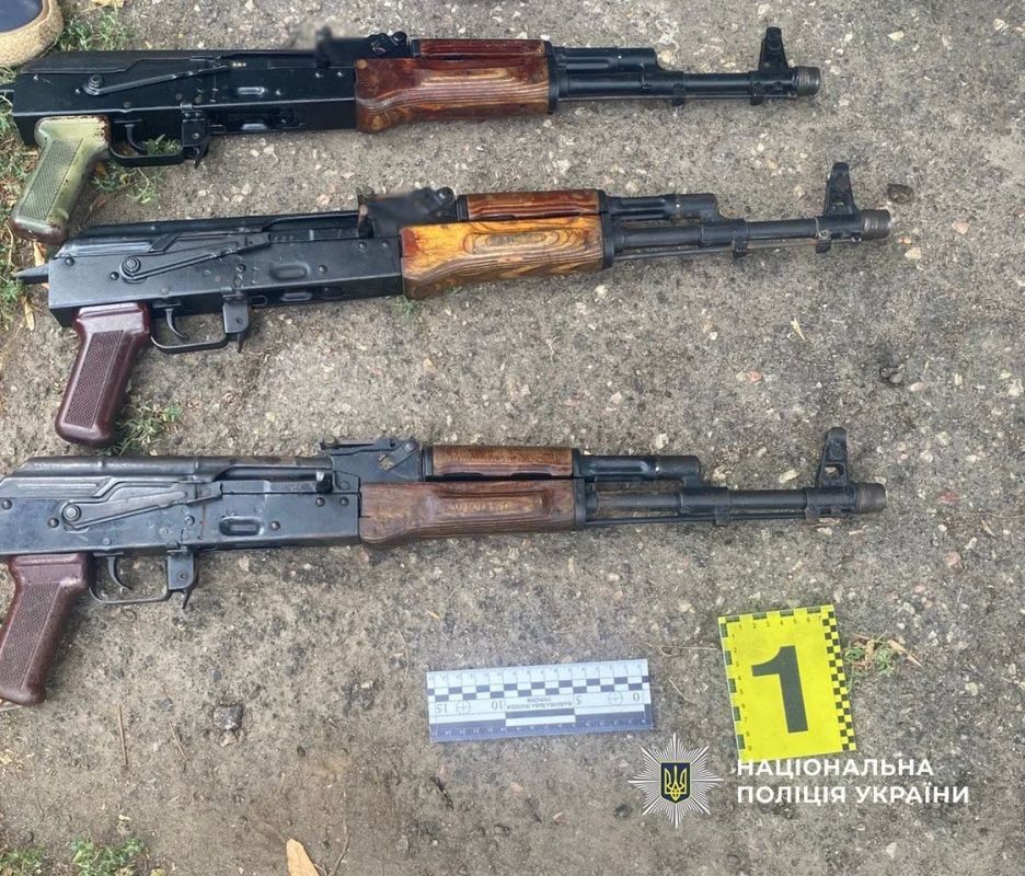 Автоматы оптом и в розницу: в Одессе накрыли торговца оружием