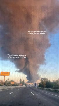 Что-то убедительно взорвалось на въезде в Одессу