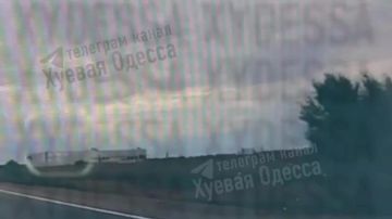 Момент прилёта «Герани» по лакокрасочному заводу шведкой компании Eskaro в Одессе