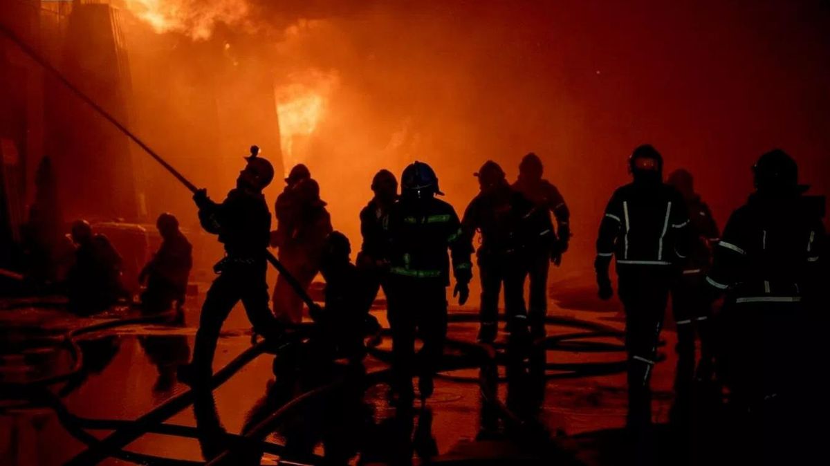 В Киеве взрывы и пожары, под ударами ВС РФ также Одесса, Кировоград и Харьков. Сводка к этому часу