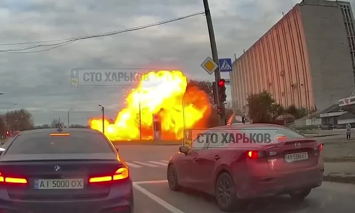 В течение 23 октября и в ночь на 24 октября Вооружённые силы России нанесли серию массированных ударов по объектам военной, энергетической, транспортной и портовой инфраструктуры Украины